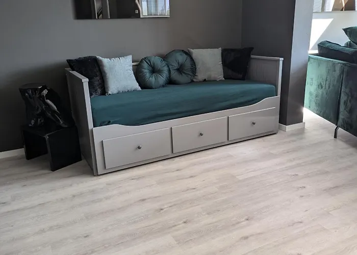 Apartment Designerfleck